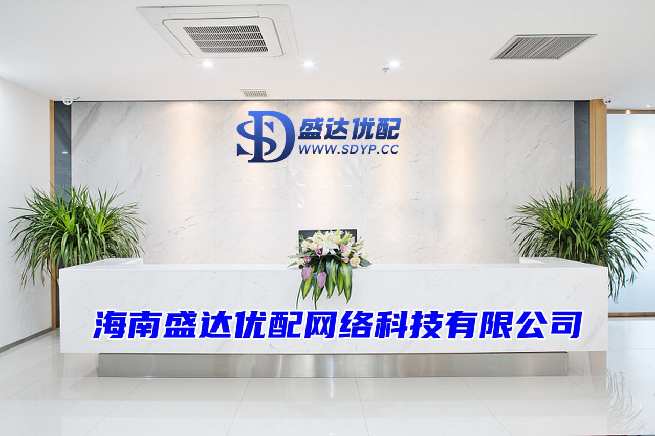 炒股配资时间为了拍照什么苦都吃得下”      宿钰彬回忆道  为了找到山东舰和维多利亚港  “同框”的最佳机位  宿钰彬和同行的同学们拍摄了两天  期间进野路  还被野草在小腿上划得伤痕累累  晚上只睡了两三个小时  凌晨三点半又重新出发  ......  “山东舰的甲板渐渐面向灯光点点的维港  按下快门的那一刻  万家灯火重器守护的画面具象了  这样的场景令我此生难忘”  宿钰彬说    宿钰